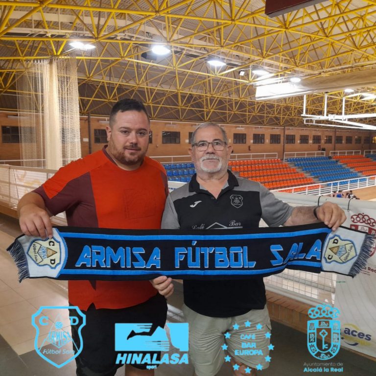 Fichaje nuevo entrenador para equipo Senior